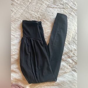 Motherhood Maternity Leggings